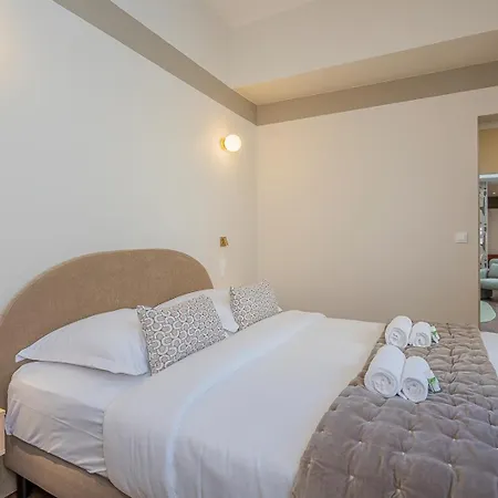 5 * Parigi
